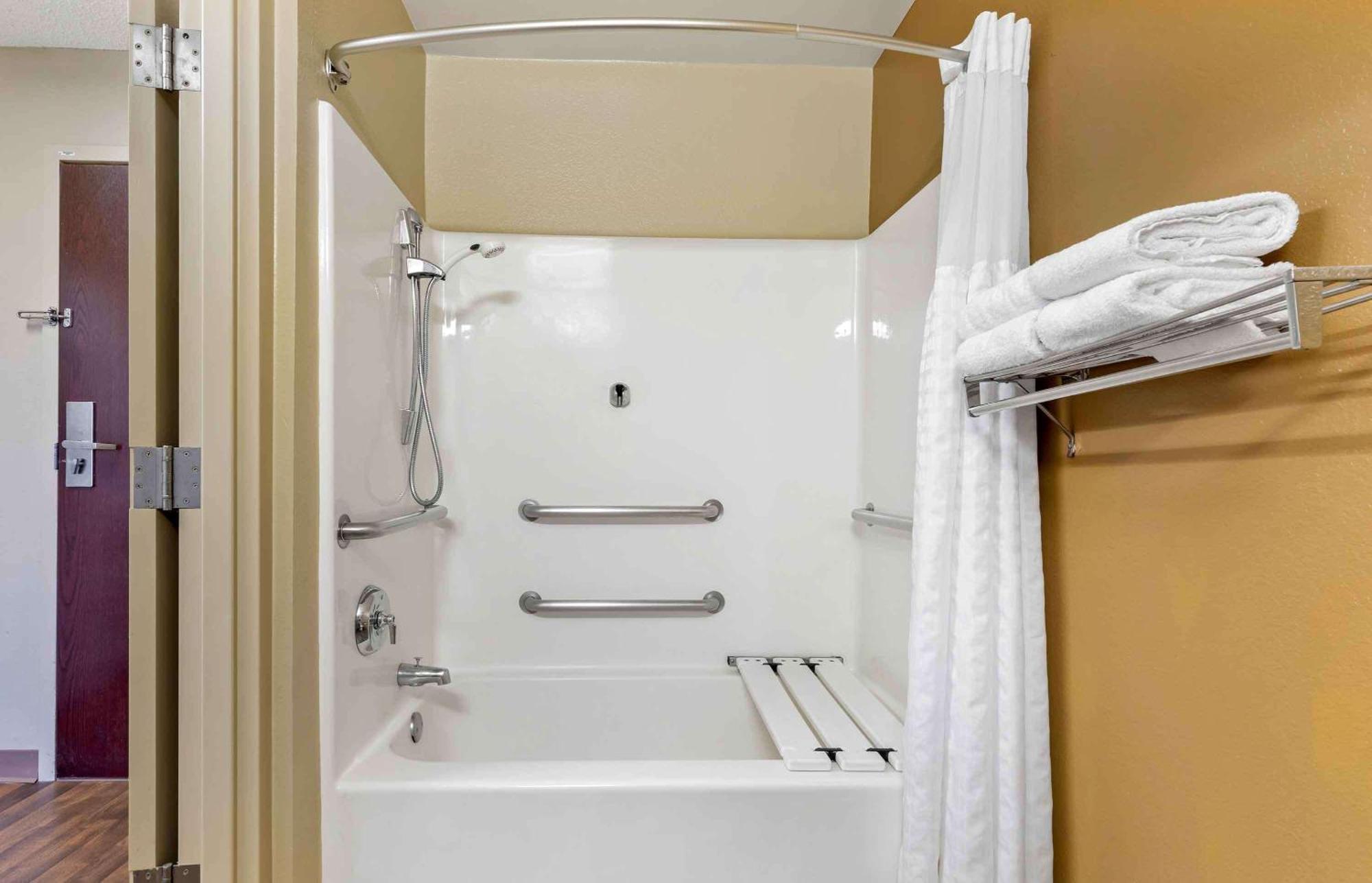 Hotel Extended America - Long Island - 2*