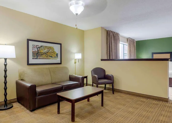 Extended Stay America Suites - Long Island - Bethpage